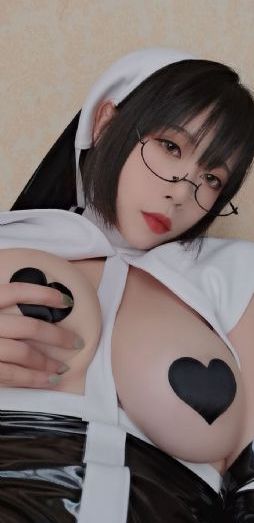 内衣先生_神马影院手机在线观看